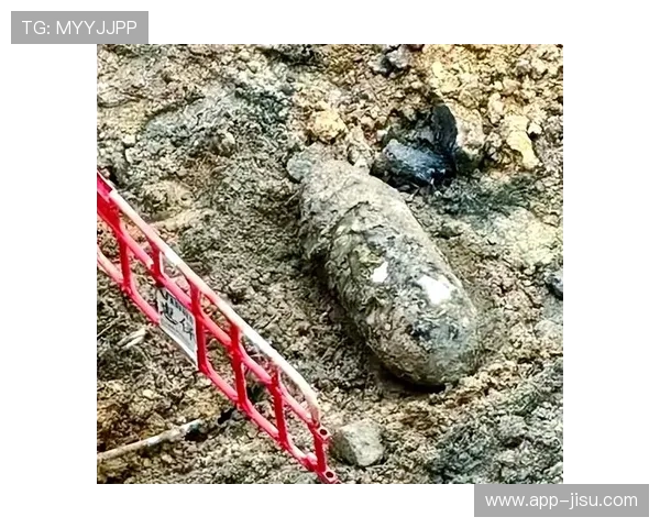 二战遗留炸弹被发现 勒沃库森主场比赛紧急推迟确保安全 二战遗留炸弹被发现 勒沃库森主场比赛紧急推迟确保安全