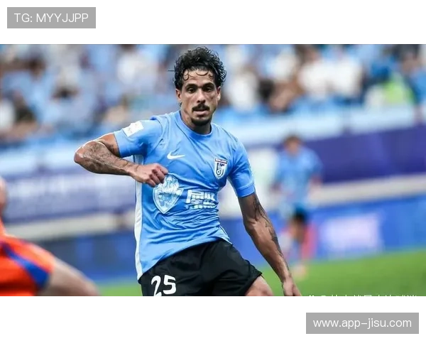 大连英博热身赛2-1逆转山东泰山，取得三连胜